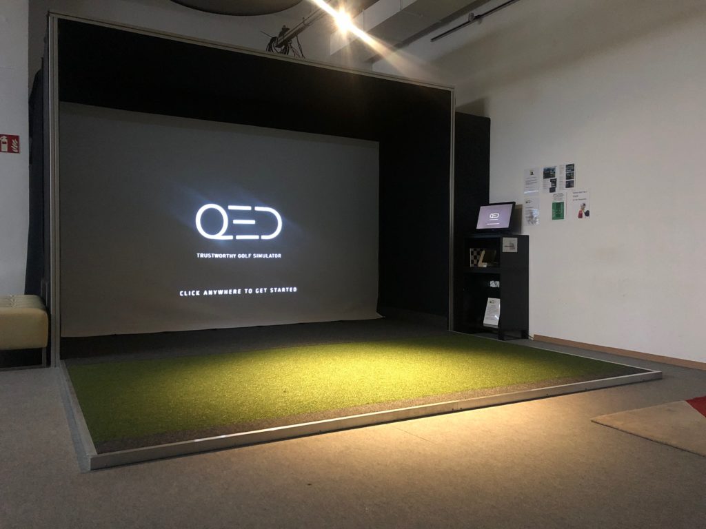 GSK QED Golf Simulator Golf-Simulator-Zentrum Österreich